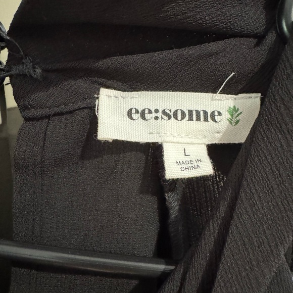 Black Ruffled Cold Shoulder Blouse - Picture 4 of 4